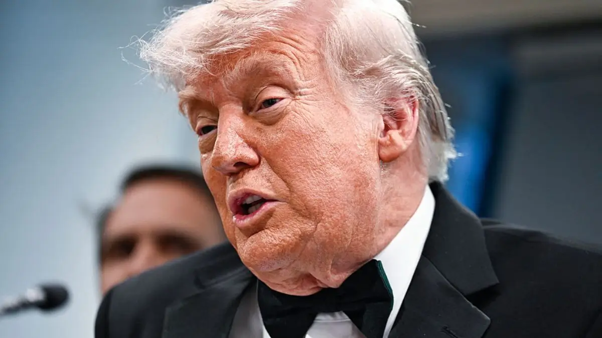 Trump’s Gala Invite Sparks Controversy Over “summer White House” Branding